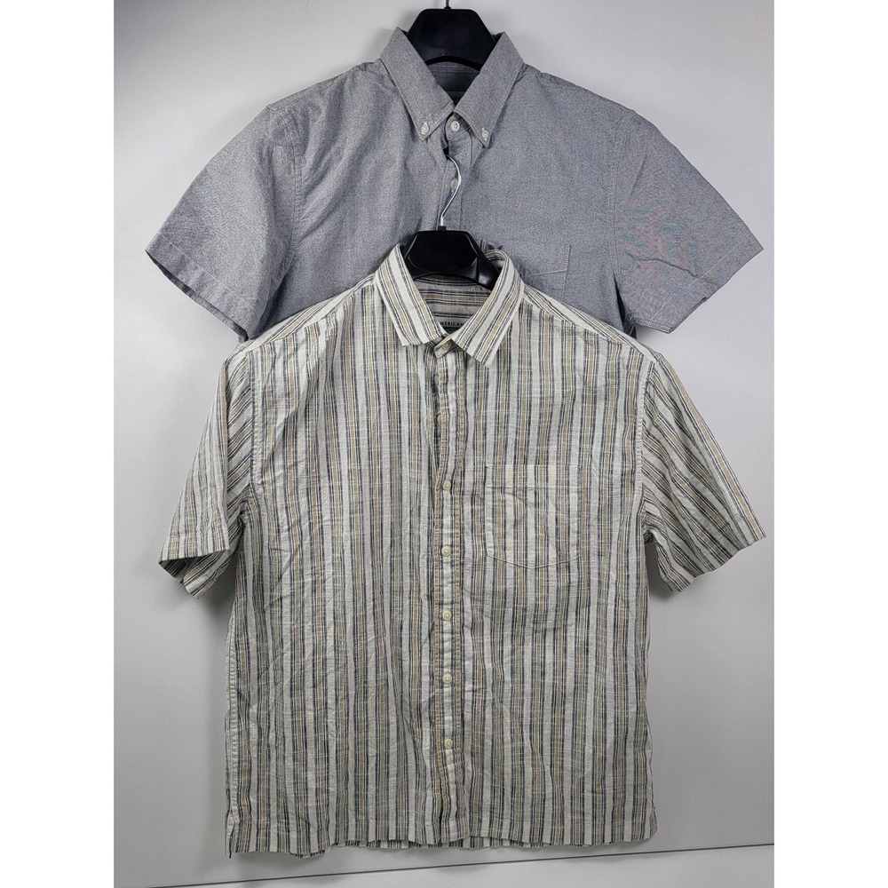 2 American Eagle Outfitters Mens Gray & Striped Short Sleeve  Button Down Medium